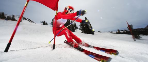 Kako se piše: superveleslalom ili super veleslalom