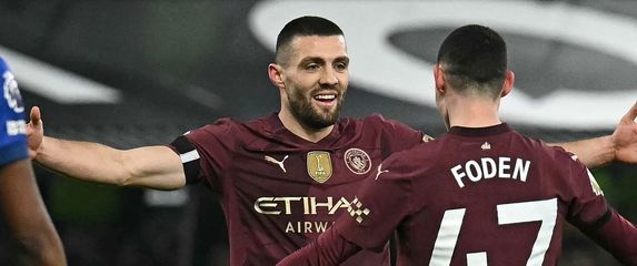 Mateo Kovačić i Phil Foden