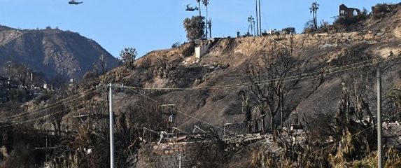 Požarima opustošena naselja Los Angelesa