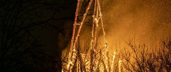 Crkva u Amsterdamu u plamenu - 4