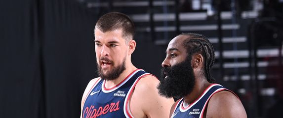 Ivica Zubac i James Harden