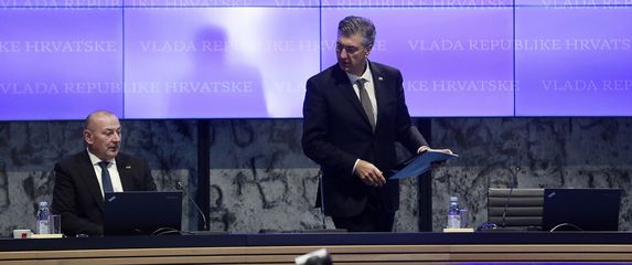 Tomo Medved, Andrej Plenković