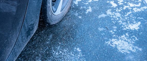 Zaleđena cesta, ilustracija