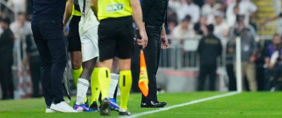 Diego Simeone i Vinicius Jr.