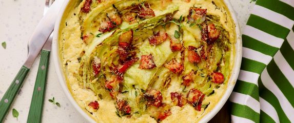 Zapečeni kupus s pancetom i sirom