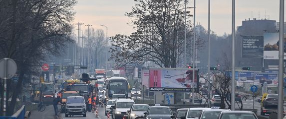 Sanacija kolnika na Aveniji Većeslava Holjevca - 7