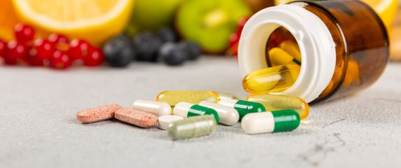 Važno je slušati svoje tijelo, redovito kontrolirati razine vitamina i minerala te, prema potrebi, razmotriti dodatke prehrani uz savjet stručnjaka