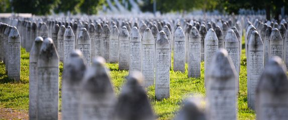 Memorijalni centar Srebrenica - Potočari