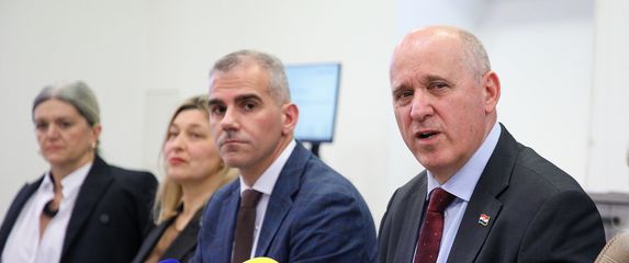 Ministar Branko Bačić