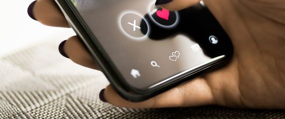 Ilustracija: ljubavna prevara