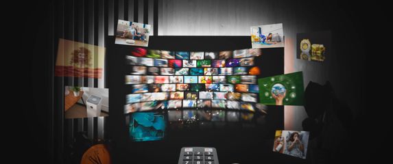 Kako se piše: TV pretplata ili TV-pretplata