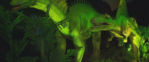 Izložba realističnih dinosaura