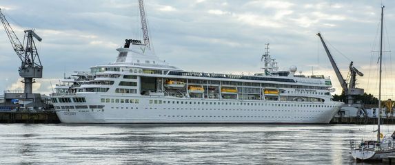 Rezidencijalni kruzer Villa Vie Odyssey