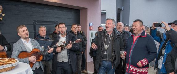 Miroslav Škoro blagoslovio vinograd - 8