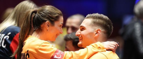 Dominik Kuzmanović i Kim