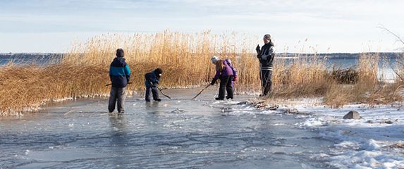 Zaleđeno jezero, ilustracija