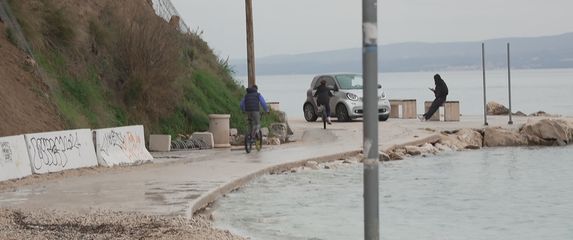 Opasnost na šetnici