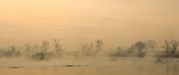 Zalazak sunca na rijeci Savi