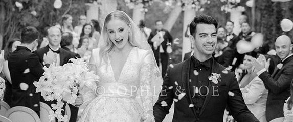 Vjenčanje Sophie Turner i Joe Jonasa (Foto: Instagram)