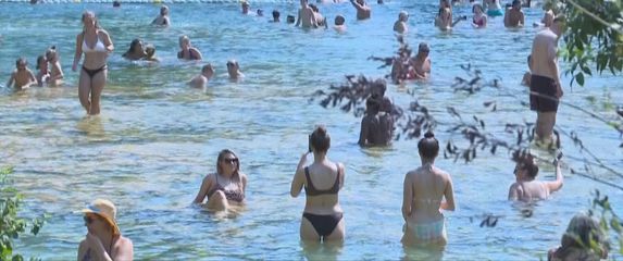 Mještani negoduju zbog zabrane kupanja u NP-u Krka - 3
