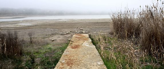 Jezero Pergusa na Siciliji