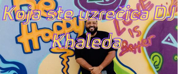 Glazbenik DJ Khaled naslonjen na zid