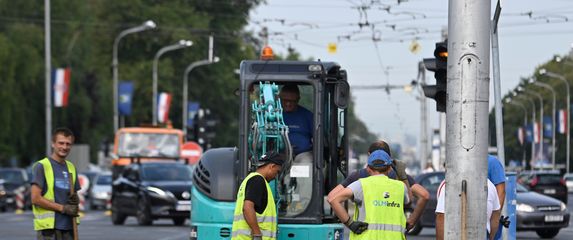 Radovi na raskrižju Držićeve i Vukovarske - 7