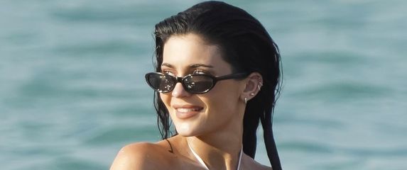Kylie Jenner u trikiniju - 2