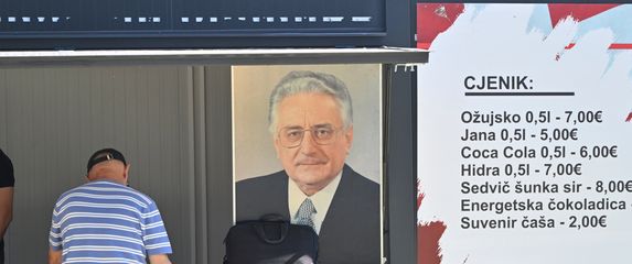 Cjenik u fan zoni Thompsonova koncerta