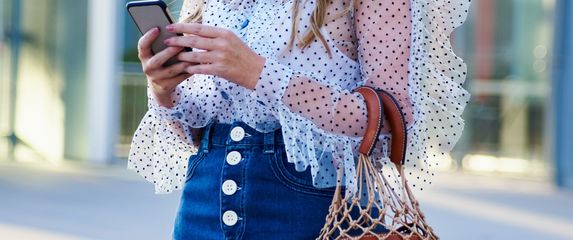 Sniženja su idealna prilika za kupovinu bluza i košulja