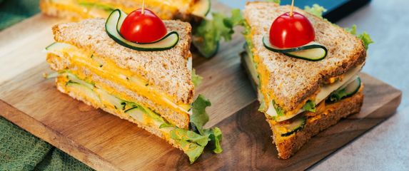 7 brzih i osvježavajućih sendviča za ljeto uz pileću paštetu - 21