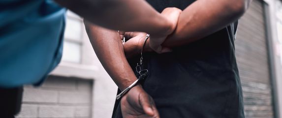Policijsko uhićenje