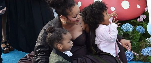 Rihanna i sinovi