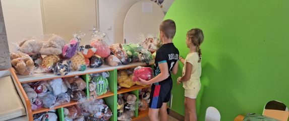 Na pedijatriji Doma zdravlja u Velikoj Gorici otvoren je Šareni kutak - 4