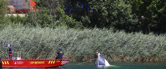 Dva muškarca stradala u nesreći na Neretvi - 2