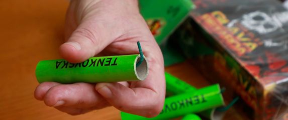 Petarde, ilustracija