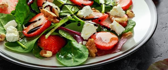 Špinat i jagode nalaze se na popisu 