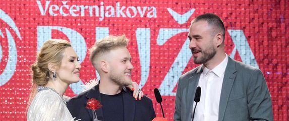 Ivana Mišerić, Bruno Bucić, Filip Han - 5