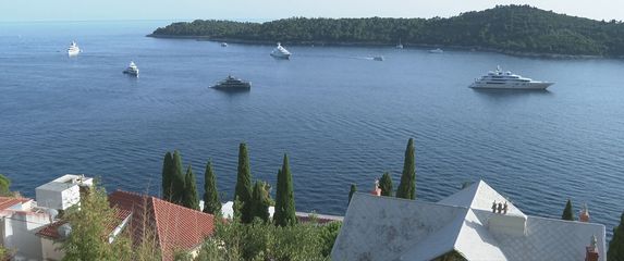 Jahte kod Dubrovnika