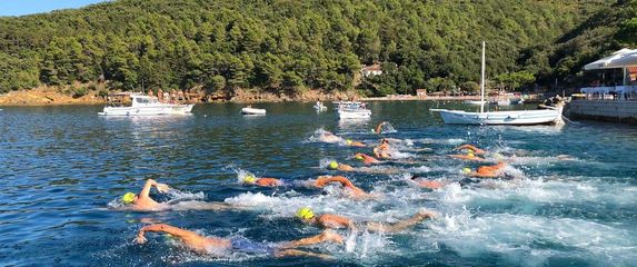 Kolovoz na Cresu - 6