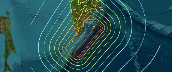 Prikaz potresa kod Kamčatke na satelitskoj karti