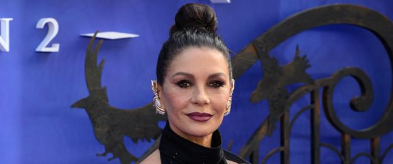 Catherine Zeta-Jones na premijeri druge sezone serije 'Wednesday' u Londonu - 6