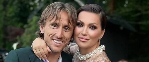 Luka Modrić i Nina Badrić - 1