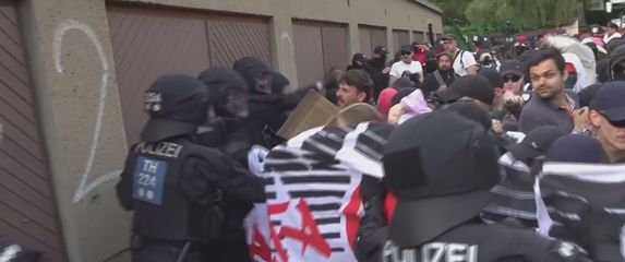 Prosvjed protiv stranke AfD - 4