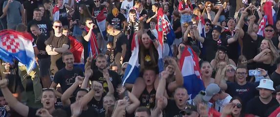 Obožavatelji na Thompsonovom koncertu