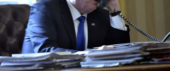 Donald Trump u Ovalnom uredu