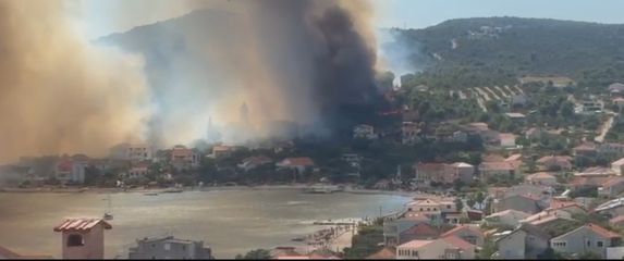 Požar kod Trogira