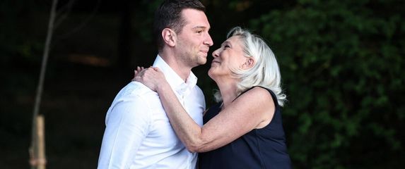 Jordan Bardella i Marine Le Pen