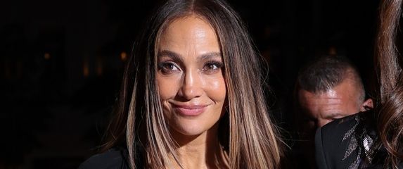 Jennifer Lopez - 3