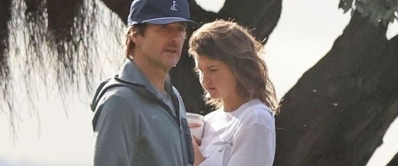 Luke Wilson i Kendall Yates - 5